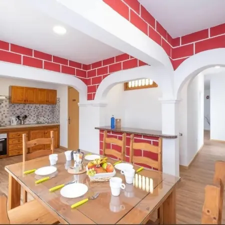 Prázdninový dům Karin House *