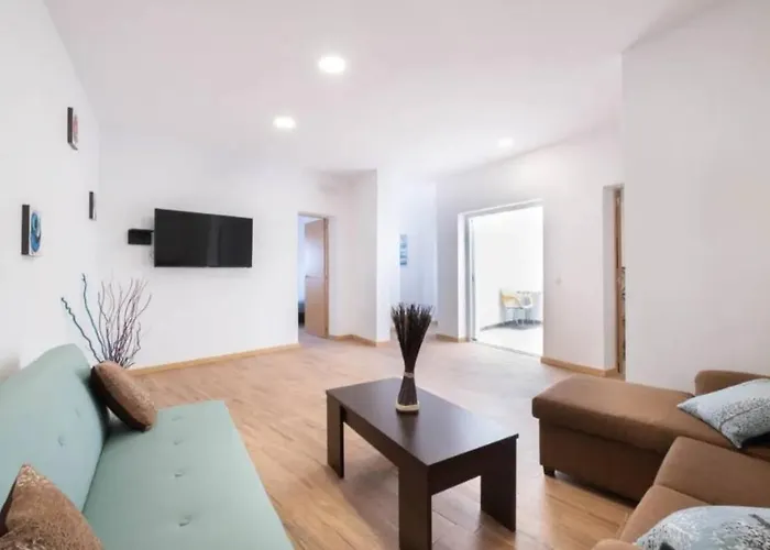 Karin House Ferienhaus